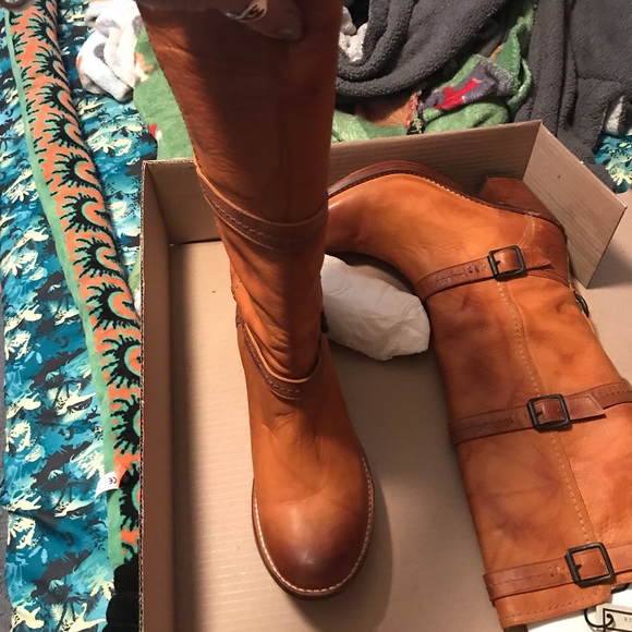 Brand new Frye boots. - Picture 5 of 5